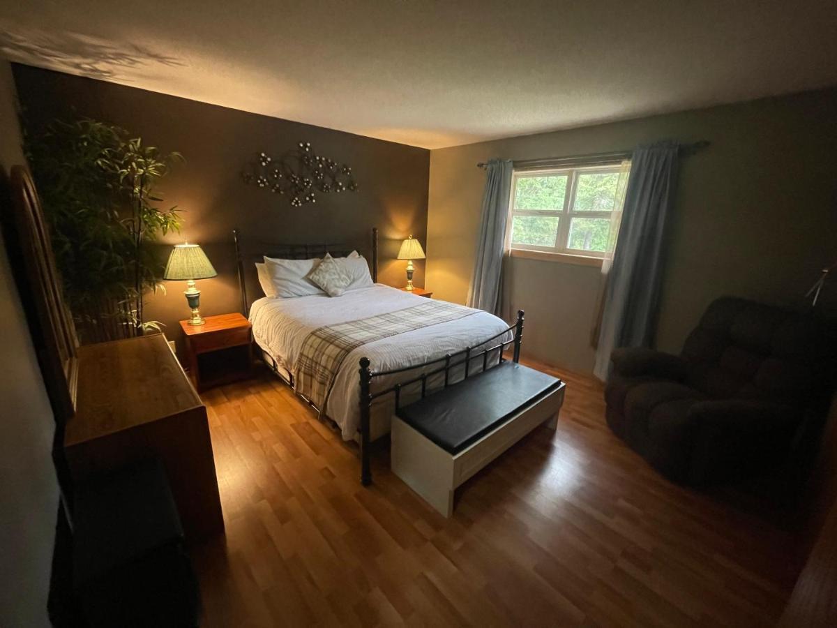 Blaeberry Valley Vacation Rentals Golden Exterior foto