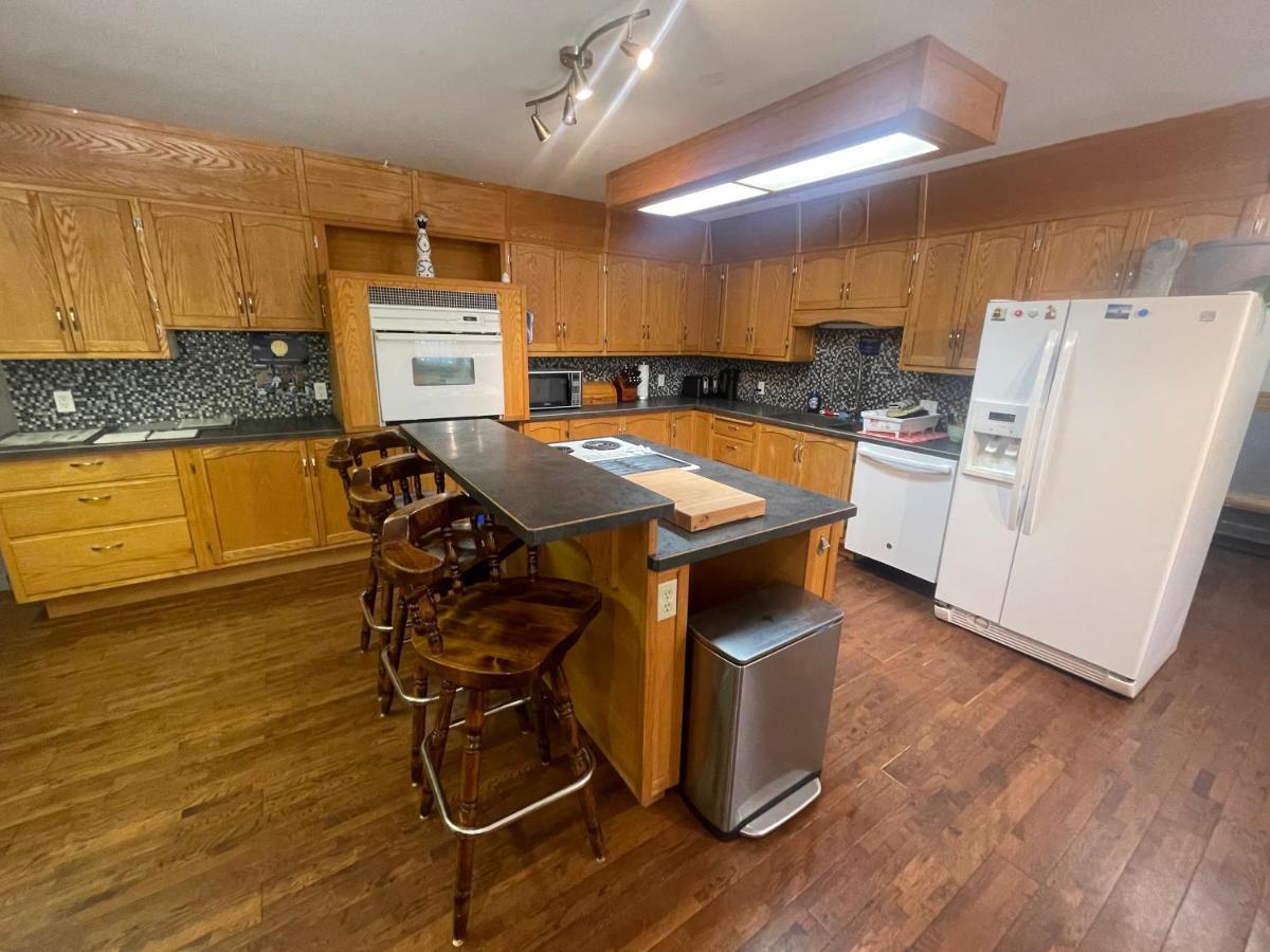Blaeberry Valley Vacation Rentals Golden Exterior foto