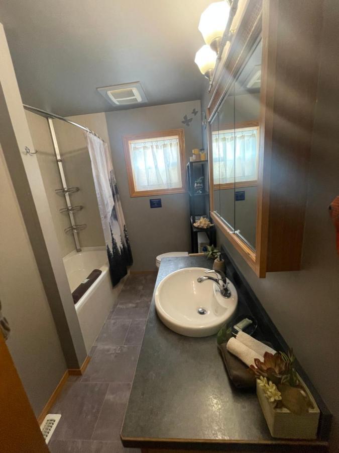 Blaeberry Valley Vacation Rentals Golden Exterior foto