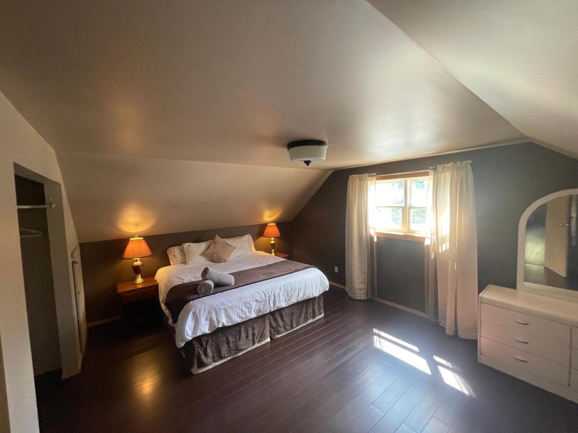 Blaeberry Valley Vacation Rentals Golden Exterior foto